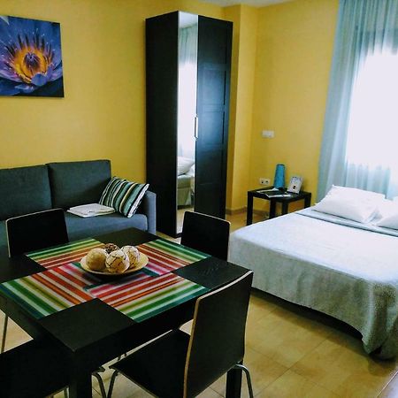 Apartamento Domingo Lozano มาลากา ภายนอก รูปภาพ