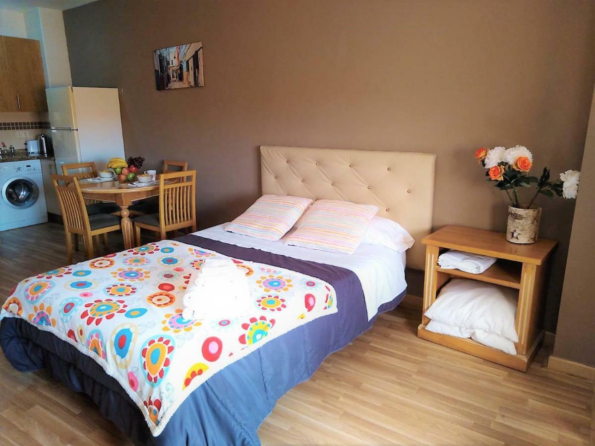 Apartamento Domingo Lozano มาลากา ภายนอก รูปภาพ