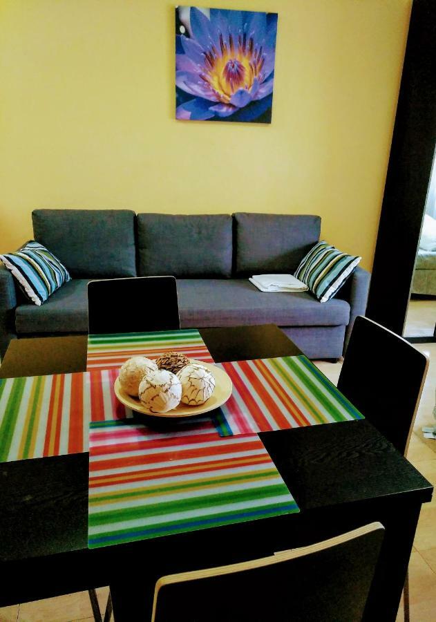 Apartamento Domingo Lozano มาลากา ภายนอก รูปภาพ