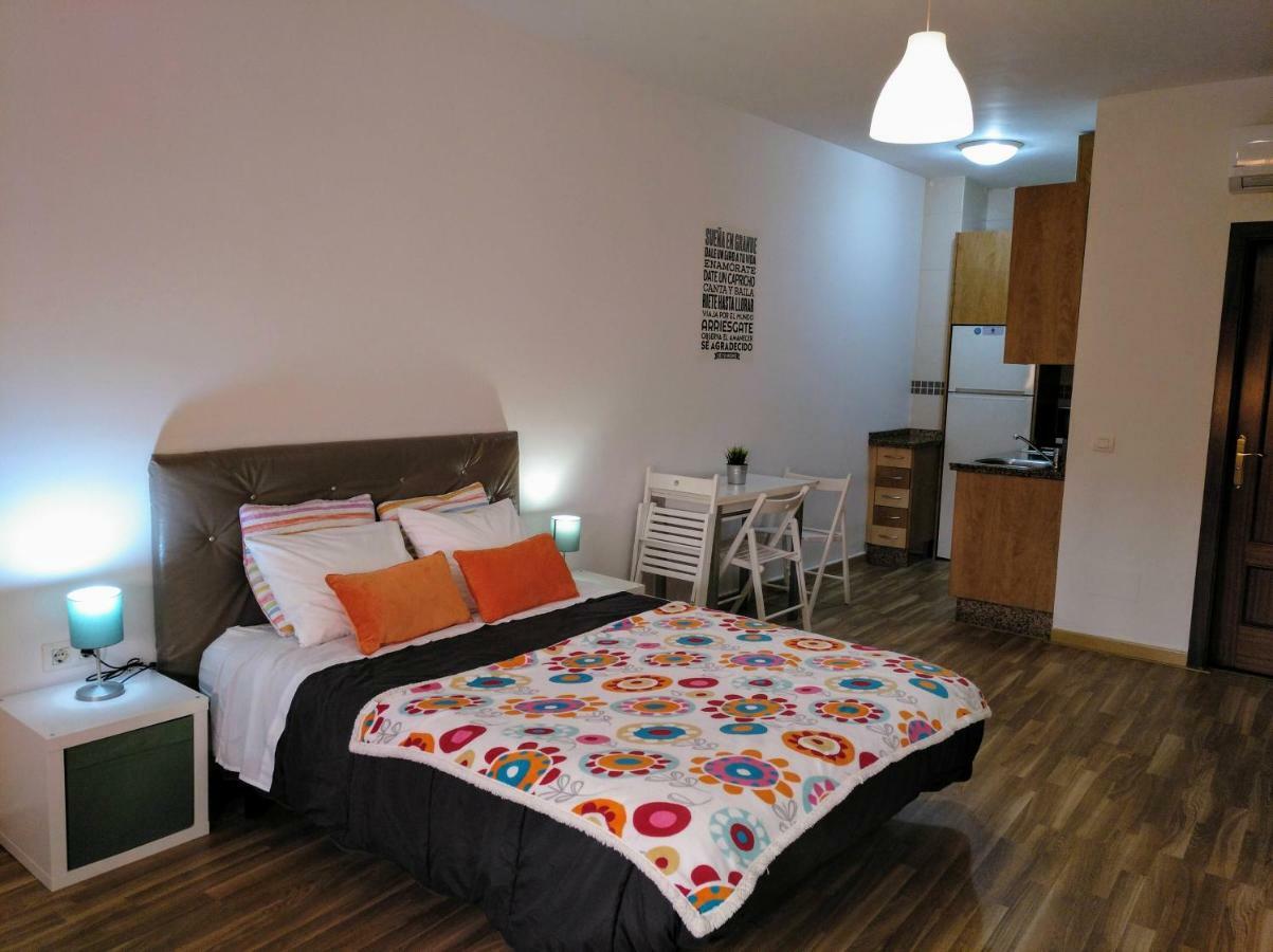 Apartamento Domingo Lozano มาลากา ภายนอก รูปภาพ