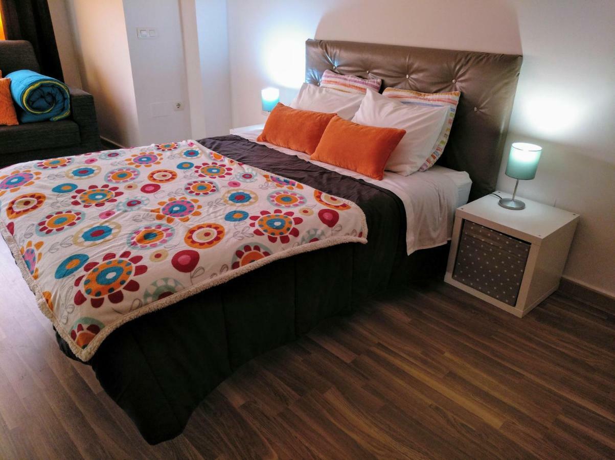Apartamento Domingo Lozano มาลากา ภายนอก รูปภาพ